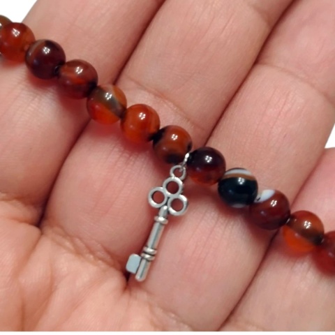 Bransoleta z brązowych agatów - równowaga i spokój