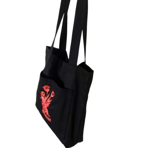 Czarna bawelniana torba z czerwonym haftem