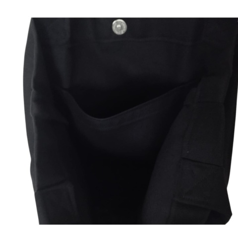 Czarna bawełniana torba z haftem czaszki