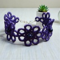 Haftowana bransoletka z koralikami -fiolet