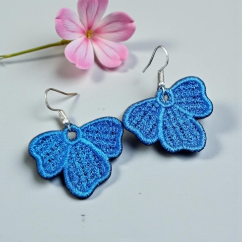 Haftowane kolczyki - niebieskie