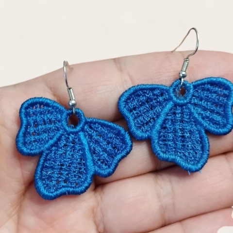 Haftowane kolczyki - niebieskie