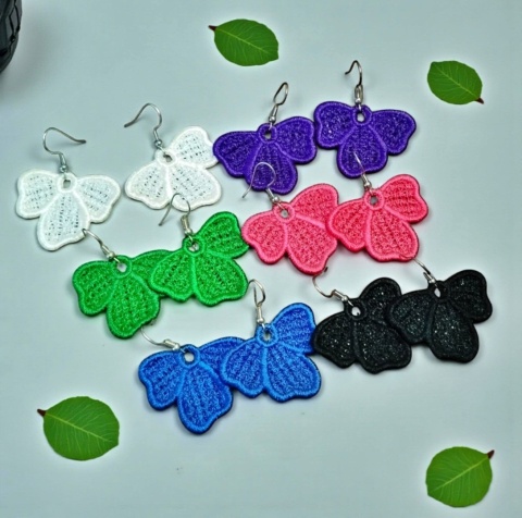 Haftowane kolczyki - niebieskie