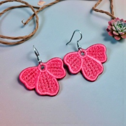 Haftowane kolczyki - różowe