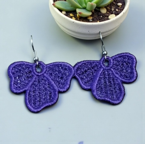 Kolczyki haftowane platki kwiatu - fioletowe
