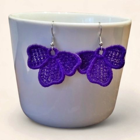 Kolczyki haftowane platki kwiatu - fioletowe