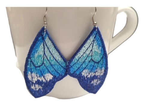 Kolczyki skrzydła motyla z niebieskim