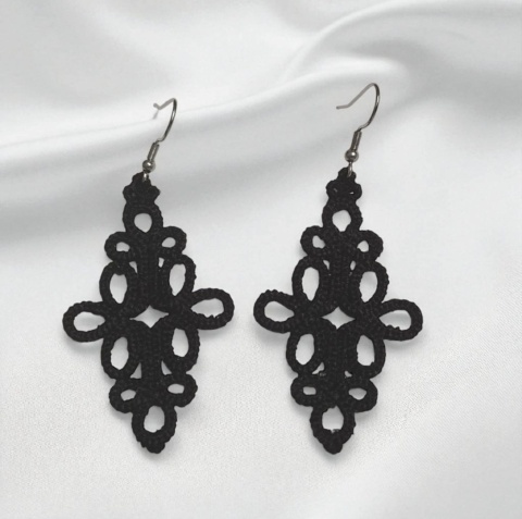 Koronkowe haftowane kolczyki -czarne